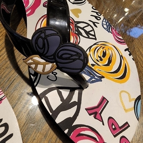 Coach Kasey Poppy Inspired Flip Flops Size 7B New Without Tags - Picture 2 of 6